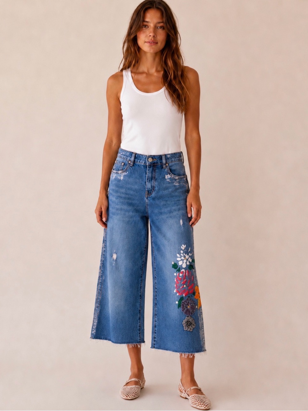 Gabby Isabella Embroidered Wide Leg Crop Jeans Size 6 Floral Distressed